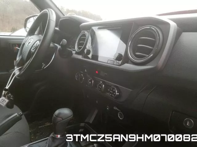 3TMCZ5AN9HM070082_9.webp