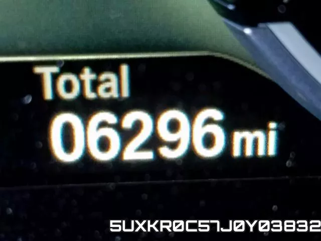 5UXKR0C57J0Y03832