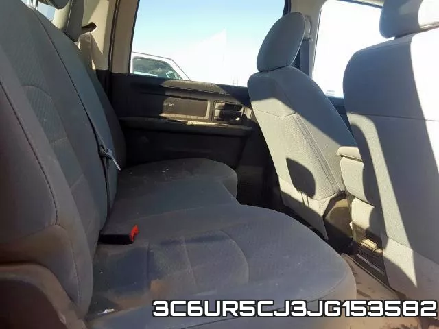 3C6UR5CJ3JG153582_6.webp
