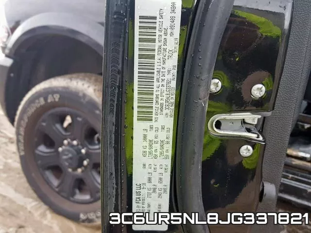 3C6UR5NL8JG337821_10.webp