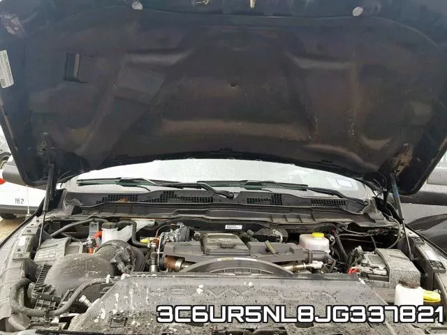 3C6UR5NL8JG337821