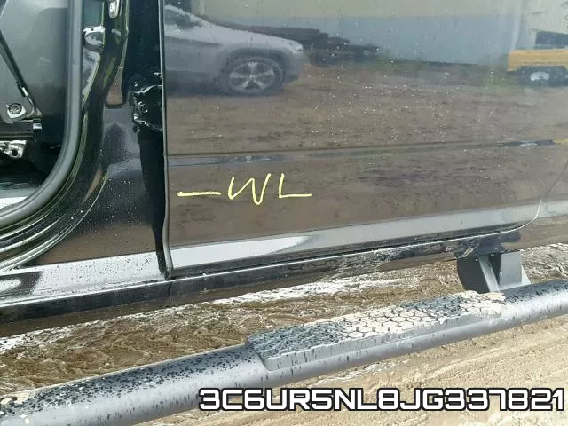 3C6UR5NL8JG337821_9.webp