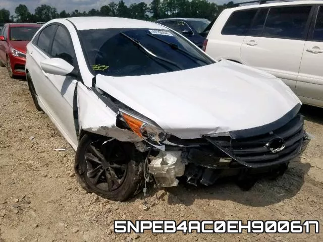 5NPEB4AC0EH900617