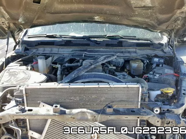 3C6UR5FL0JG232396_7.webp