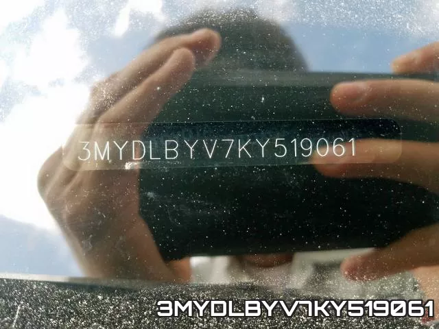 3MYDLBYV7KY519061_10.webp