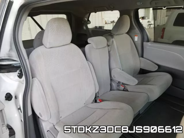 5TDKZ3DC8JS906612_6.webp
