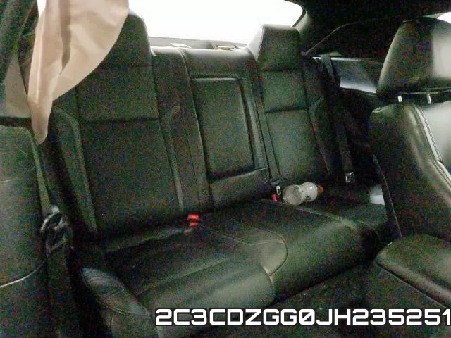 2C3CDZGG0JH235251_6.webp