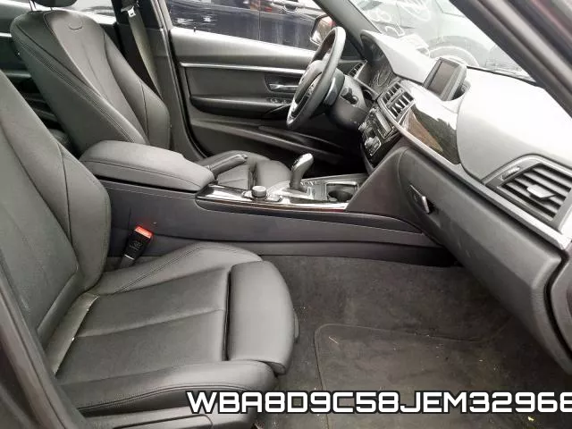 WBA8D9C58JEM32968