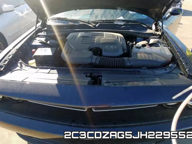 2C3CDZAG5JH229552_7.webp
