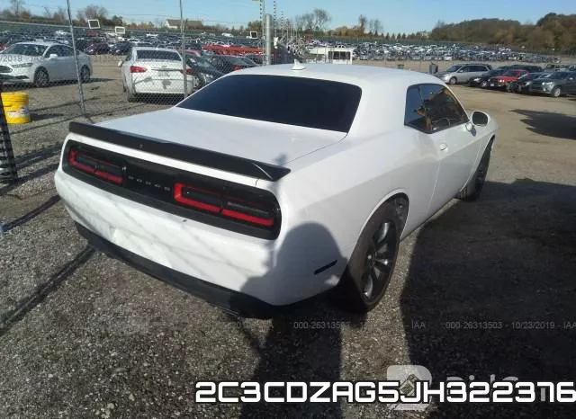 2C3CDZAG5JH322376_4.webp