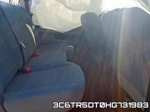 3C6TR5DT0HG731983_6.webp