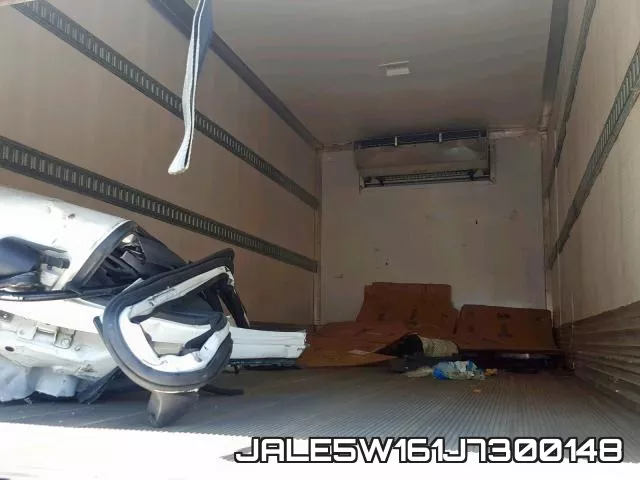 JALE5W161J7300148_6.webp
