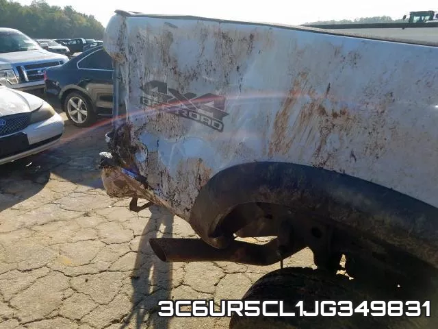 3C6UR5CL1JG349831_9.webp