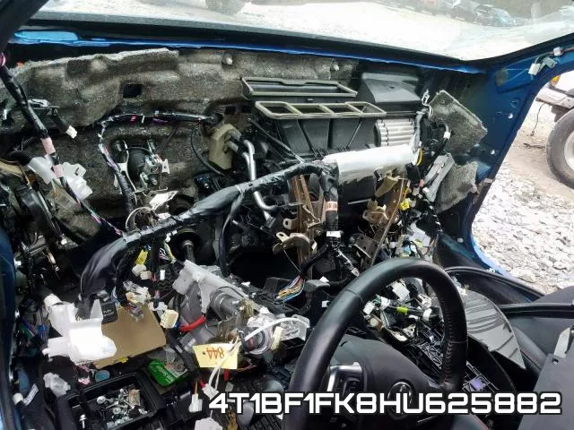 4T1BF1FK8HU625882_8.webp