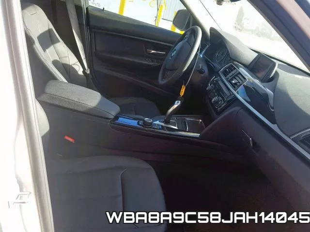 WBA8A9C58JAH14045_5.webp