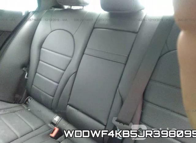 WDDWF4KB5JR398095_8.webp