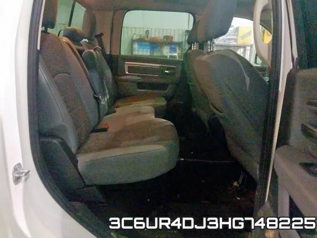 3C6UR4DJ3HG748225_6.webp