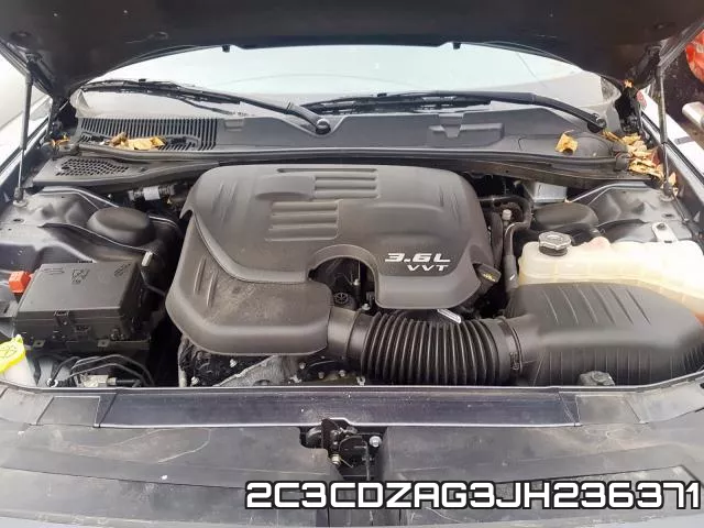 2C3CDZAG3JH236371_7.webp