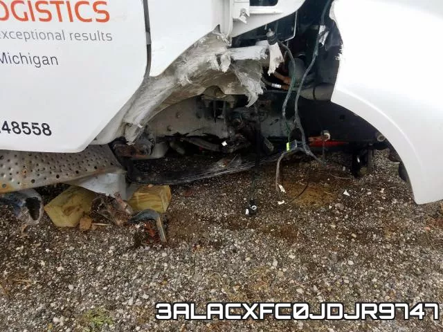 3ALACXFC0JDJR9747_9.webp