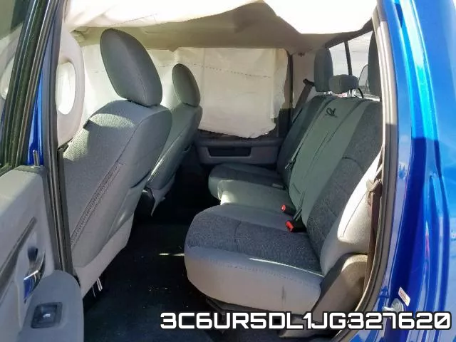 3C6UR5DL1JG327620_6.webp