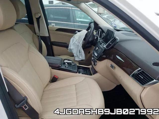 4JGDA5HB9JB027992_5.webp