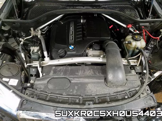 5UXKR0C5XH0U54403_7.webp