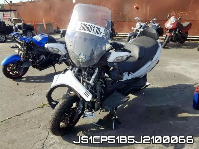JS1CP51B5J2100066_2.webp