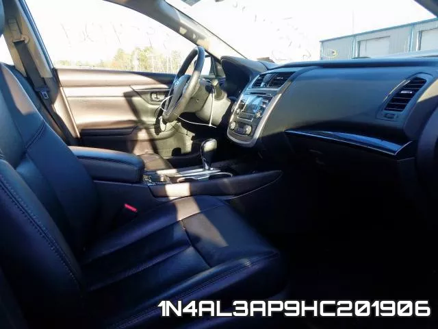1N4AL3AP9HC201906_5.webp