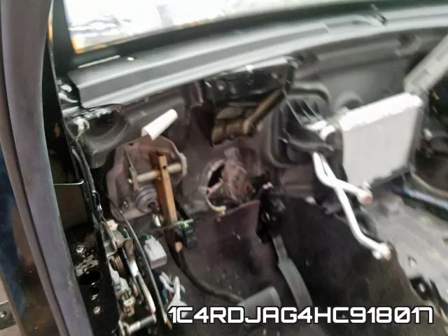 1C4RDJAG4HC918017_8.webp
