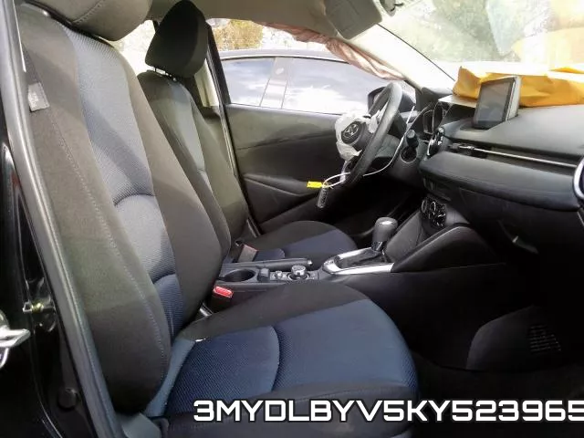 3MYDLBYV5KY523965_5.webp