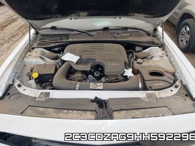 2C3CDZAG9HH592298_7.webp