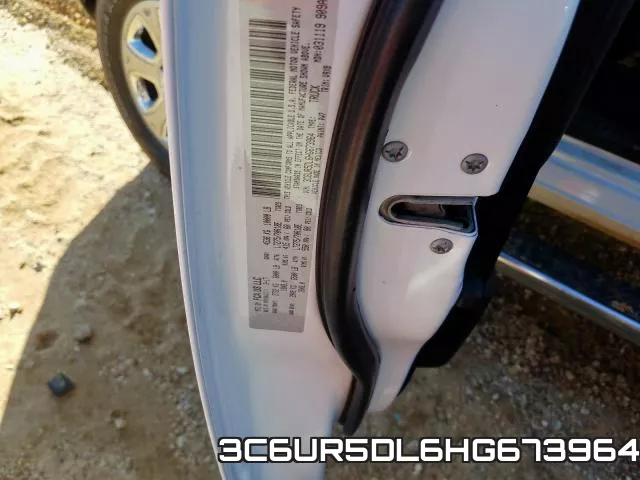 3C6UR5DL6HG673964_10.webp