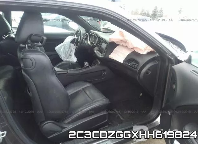 2C3CDZGGXHH619824_5.webp