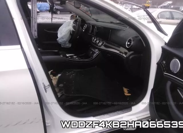 WDDZF4KB2HA066539_5.webp