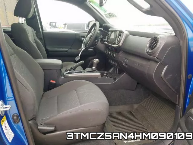 3TMCZ5AN4HM090109_5.webp
