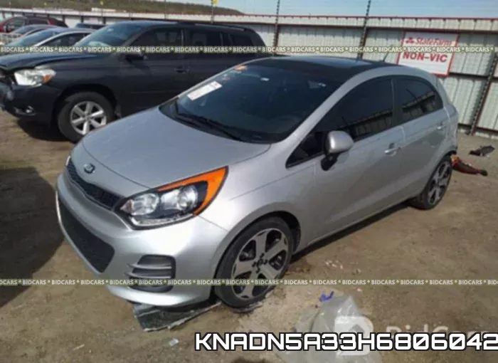 KNADN5A33H6806042_2.webp