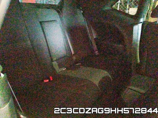 2C3CDZAG9HH572844_6.webp