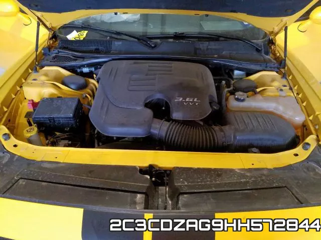 2C3CDZAG9HH572844_7.webp