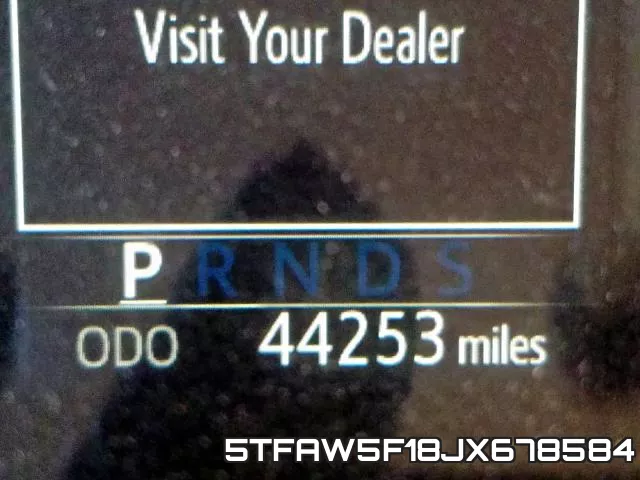 5TFAW5F18JX678584