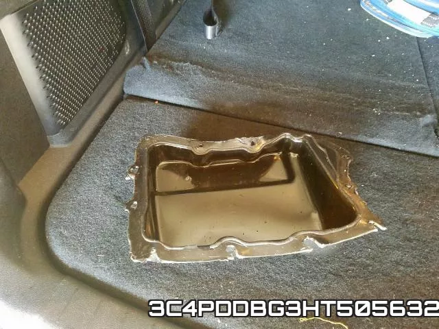 3C4PDDBG3HT505632_9.webp