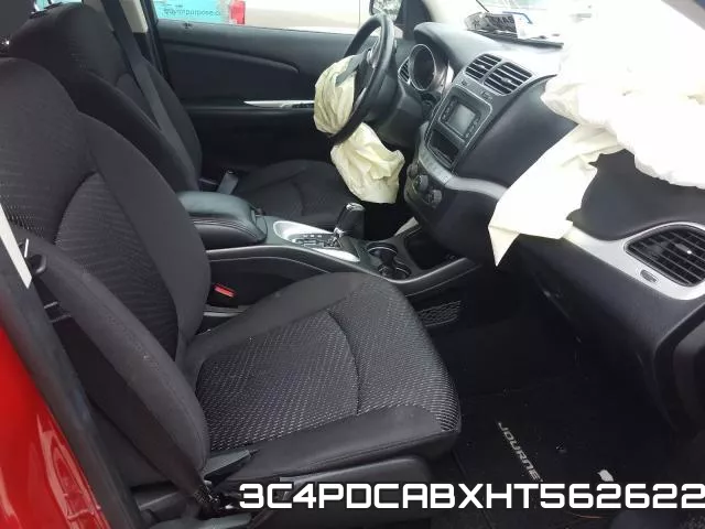 3C4PDCABXHT562622_5.webp