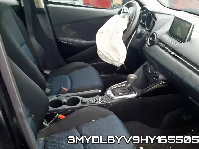 3MYDLBYV9HY165505_5.webp