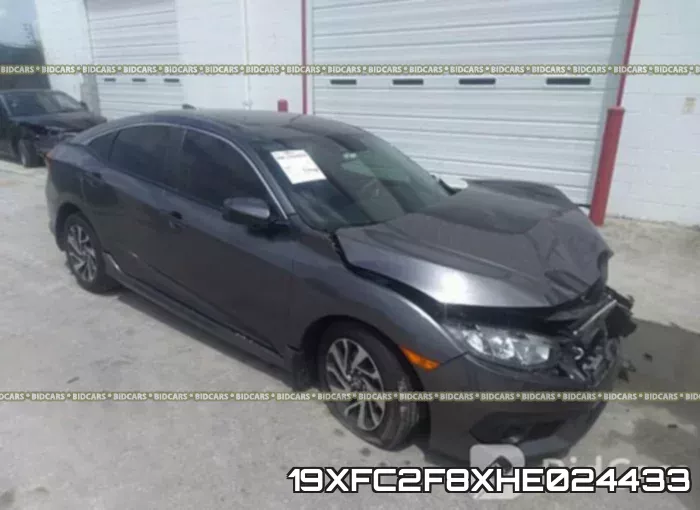 19XFC2F8XHE024433_1.webp