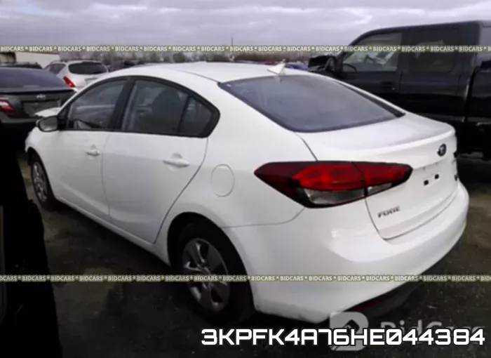 3KPFK4A76HE044384_3.webp