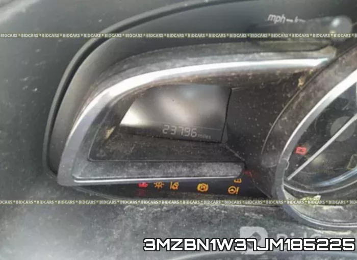 3MZBN1W37JM185225_7.webp