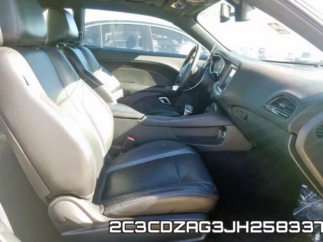 2C3CDZAG3JH258337_5.webp