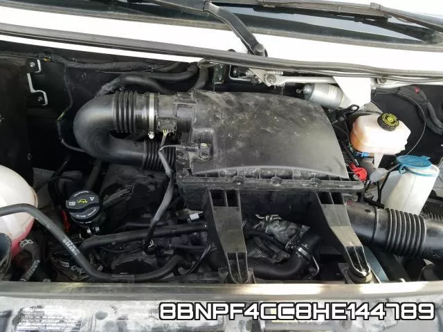 8BNPF4CC8HE144789_7.webp