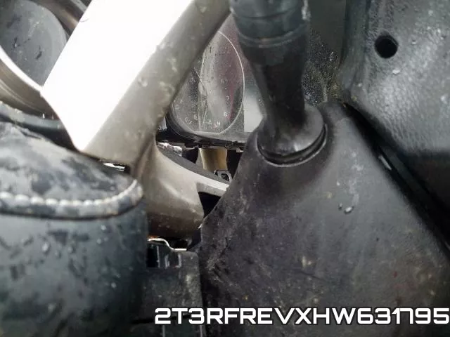 2T3RFREVXHW631795_8.webp