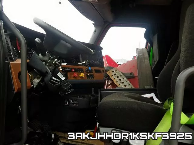 3AKJHHDR1KSKF3925_5.webp
