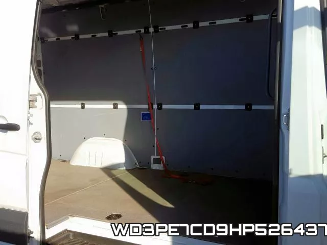 WD3PE7CD9HP526437_6.webp